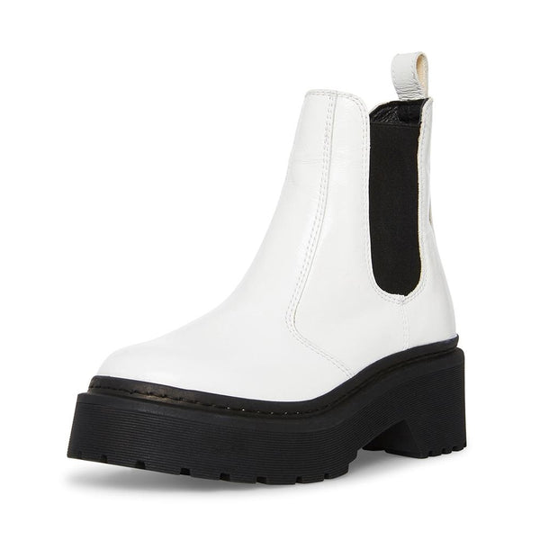 Steve Madden Manzo White Patent Pull On Rounded Close Toe Classic Chelsea Boot