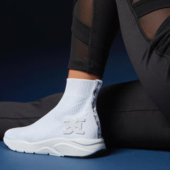Sam Edelman Tara White Knit Stretch Slip On Sock Fitted Rounded Toe Sneakers