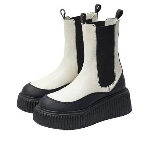 Sam Edelman Taber White/Black Chunky Lug Sole Rounded Toe Pull On Combat Boots