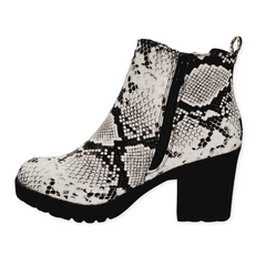 REFRESH CLUB-01 Elastic Panel Brown Slip On Chunky Heel Ankle Booties Snake (7, Snake)