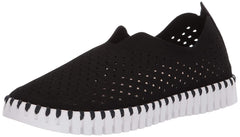 Ilse Jacobsen Tulip Black Light Weight Rounded Toe Slip On Low Top Sneakers
