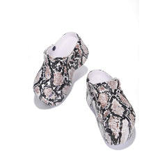 Cape Robbin Gardener Platform Clogs Slippers for Women, Womens Fashion Comfortable Slip On Slides Shoes (6)