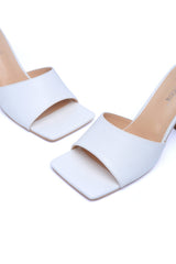 Cape Robbin Town Square On Your Knees White Mid Heel Open Toe Pumps Sandals