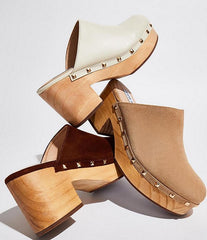 Steve Madden Brooklyn-1 Bone Leather Fashion Embellished Platform Rhinestones Clogs