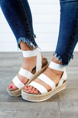 Steve Madden Kimmie White Rounded Open Toe Platform Espadrille Wedge Sandals