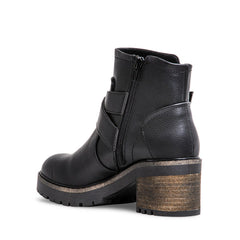 Steve Madden Vanessah Black Buckle Closure Rounded Toe Moto-Inspired Boots