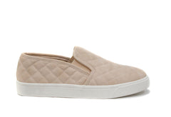 Soda Alone Blush Quilted Slip On Rounded Toe Elastic Panel Fashion Sneakers
